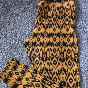 Lularoe Tall&Curvy Leggings